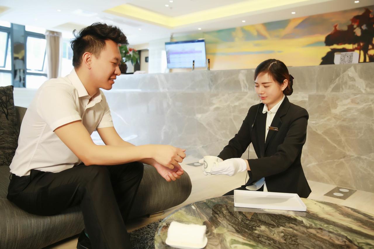 Lavande Hotel Chengdu North Kehua Road Екстер'єр фото